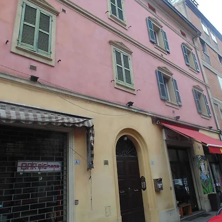 Honey House Bologna